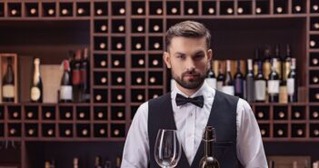 Sommelier: Ein Fachmann für die berühmtesten Weißweine der Welt