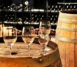 Das perfekte Weißweinglas: welches Glas zu welchem Wein? ( Foto: Adobe Stock - Elenathewise )