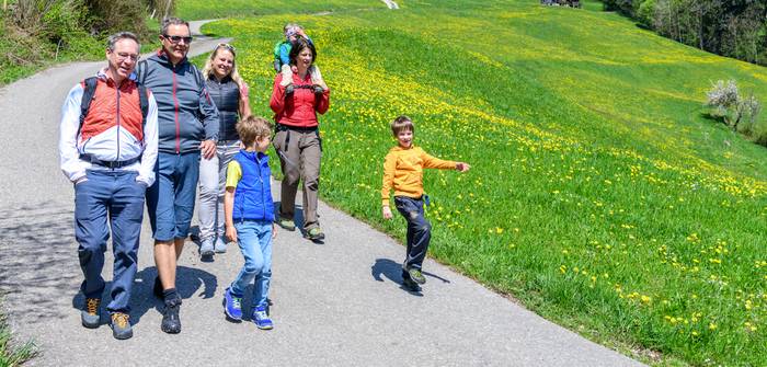 Familienurlaub in Bayern planen: Seen und Berge laden ein