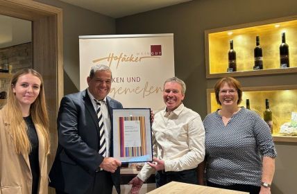 "Weinsüden Winzer": 88 Winzerinnen und Winzer mit Siegel für (Foto: Isabelle Hofäcker)