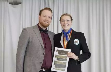 Deutsche Jugendmeisterschaft im Gastgewerbe: Talentierte Gewinnerinnen profitieren vom (Foto: dehoga)